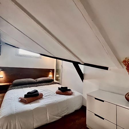 Piazza Pontida Modern Loft Bergamo Lägenhet Exteriör bild